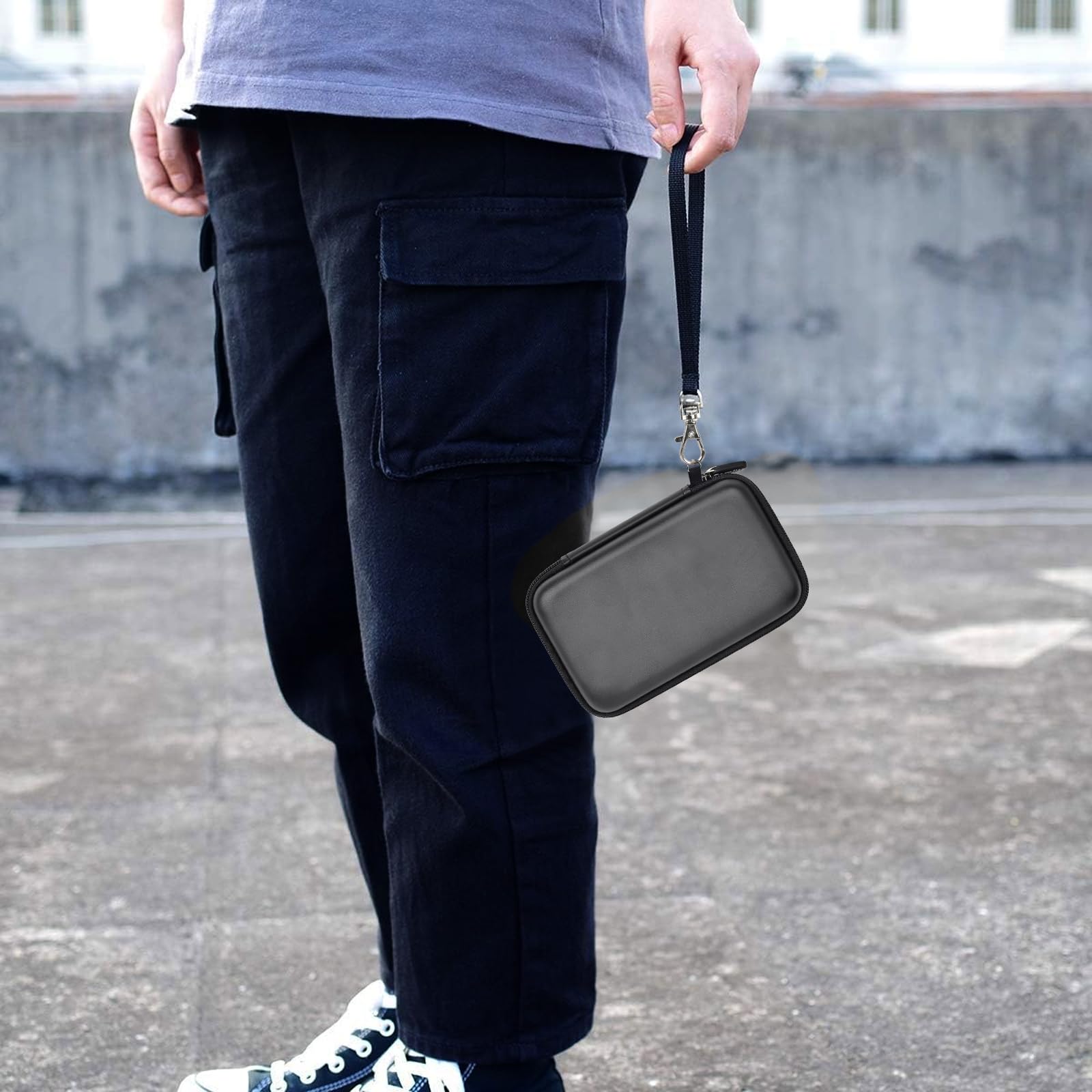 Retro Handheld Console Carrying Case for R36S / RG353V / RG353VS – Shockproof Travel Storage Bag